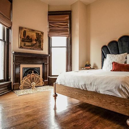 Henrie House I Luxury 4Br Downtown Historic Gem With Library & Patio Villa Nashville Exterior photo